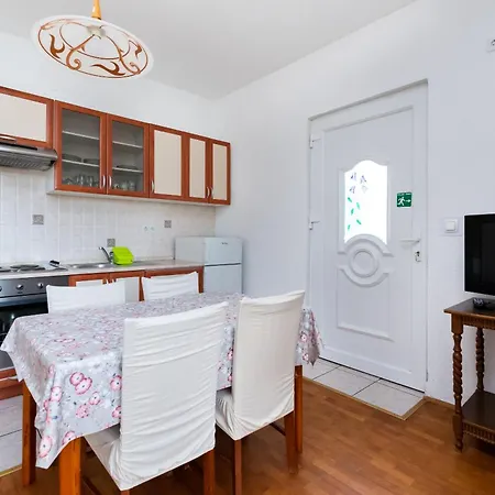 Appartement Ljubica J *